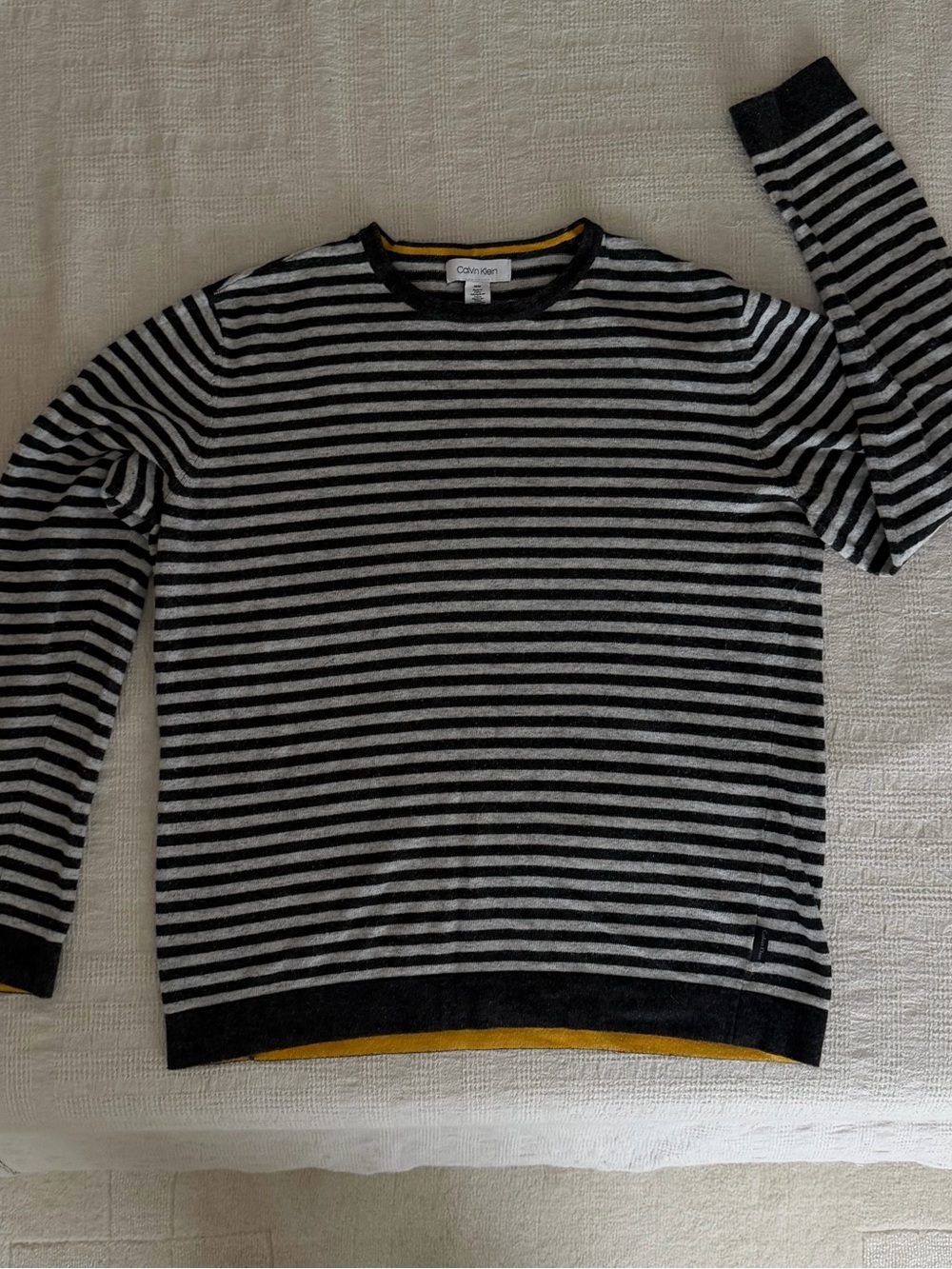Calvin Klein Men’s Black & Gray Striped Crewneck Sweater Size M